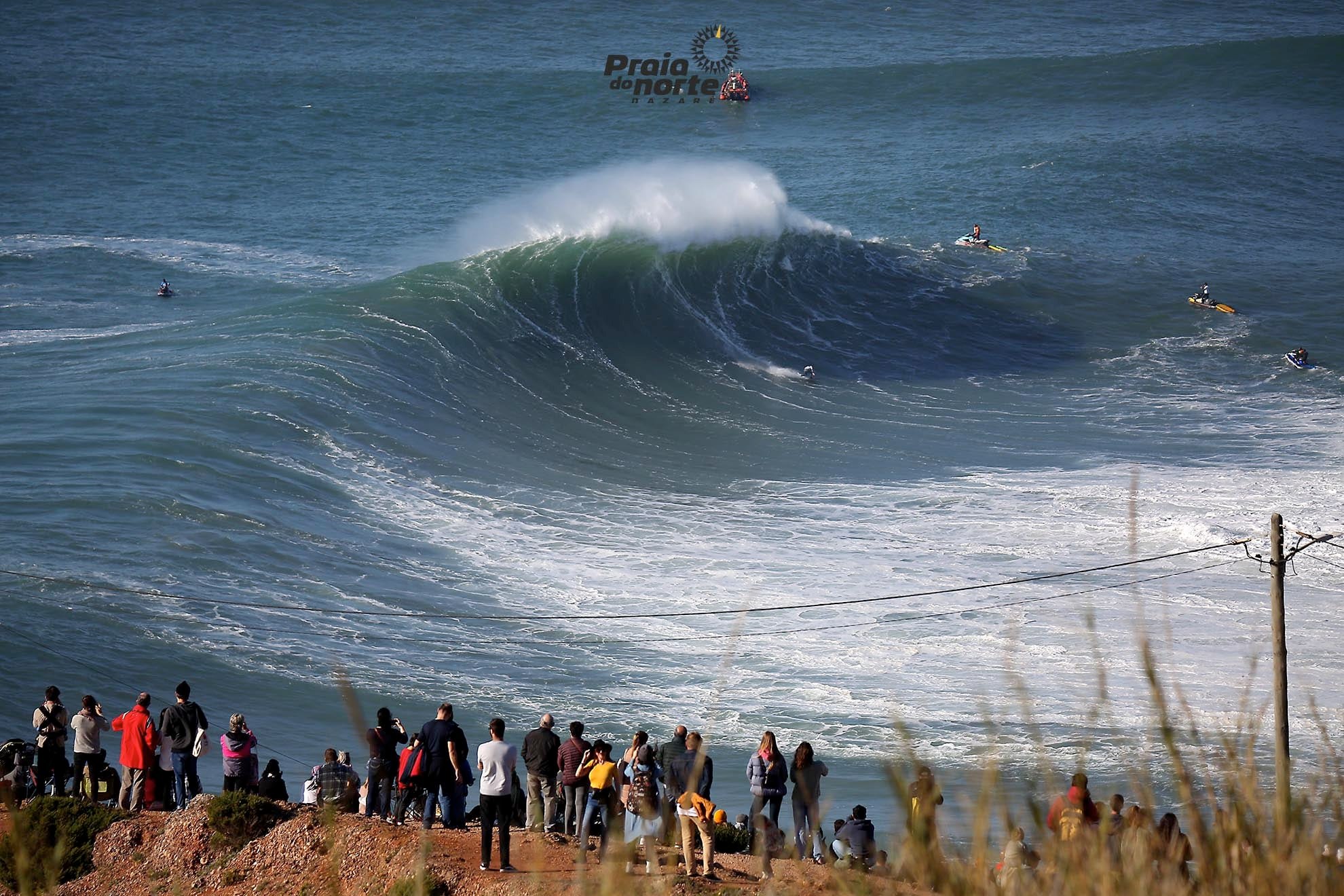 TUDOR Nazaré Tow Surfing Challenge tem luz verde para quinta-feira